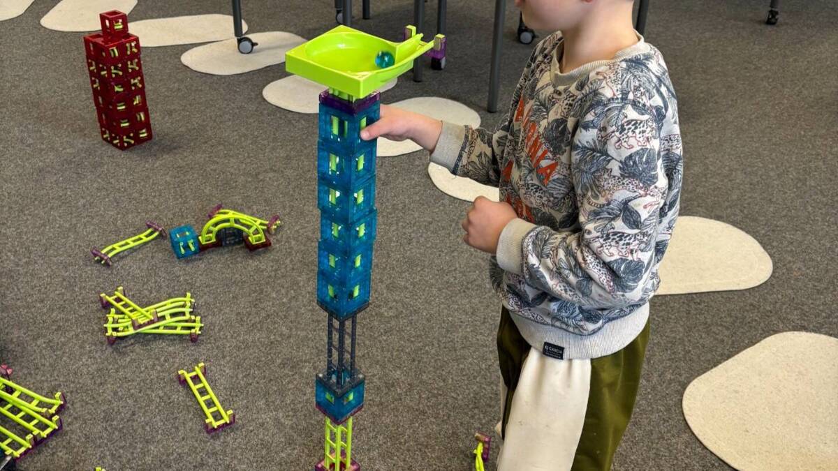 Bild Experimentiertag 2025 - Kugelbahn